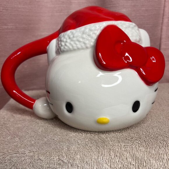 Hello Kitty Sculpted Ceramic Mug 16 Oz Christmas Holiday Design Gift Boxed NWB - Picture 2 of 9